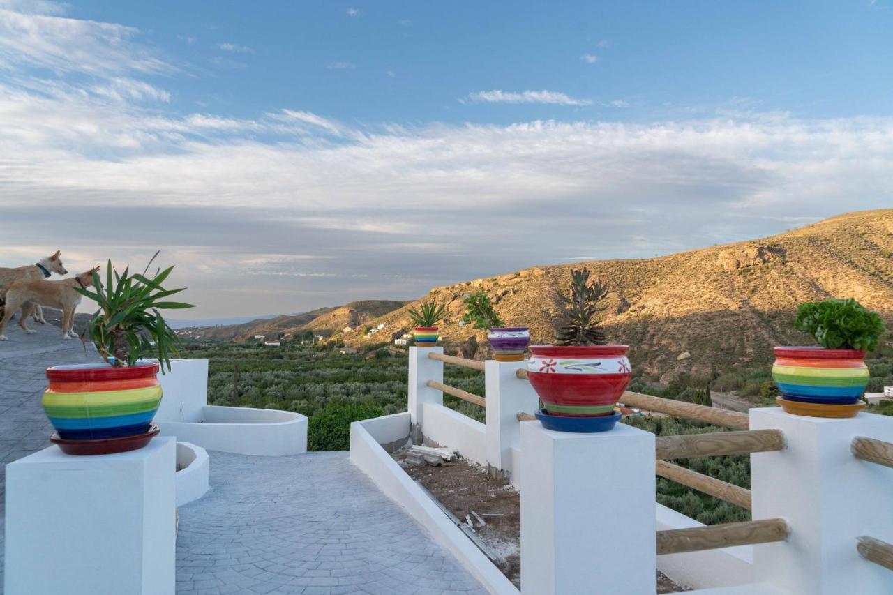 Rambla Retreats Apartment Rojo With Shared Pool & Hot Tub Stunning Views In Oria المظهر الخارجي الصورة