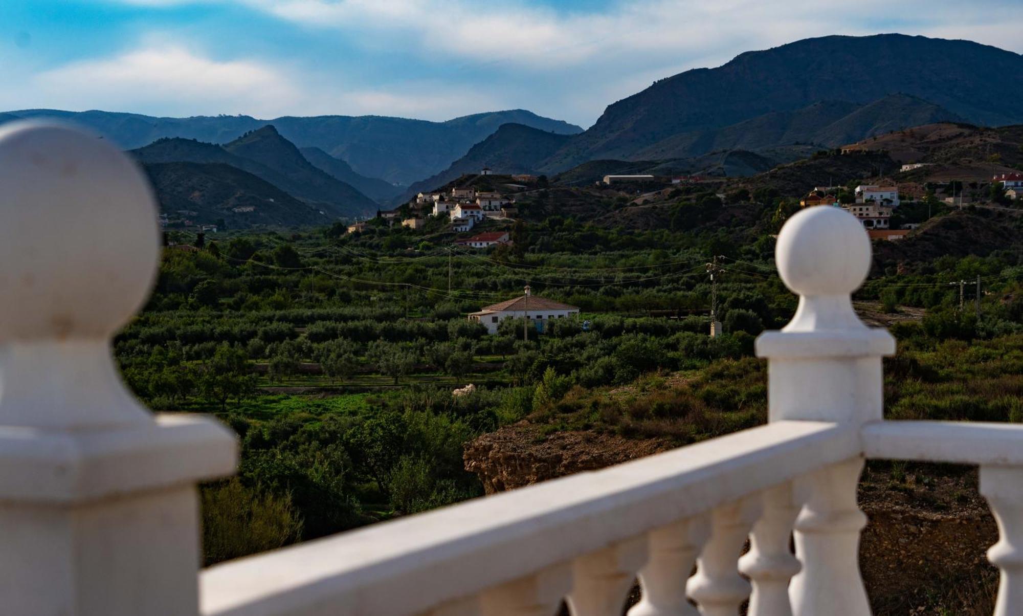 Rambla Retreats Apartment Rojo With Shared Pool & Hot Tub Stunning Views In Oria المظهر الخارجي الصورة